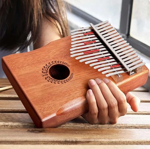 Kalimba_17_finger-piano.jpg