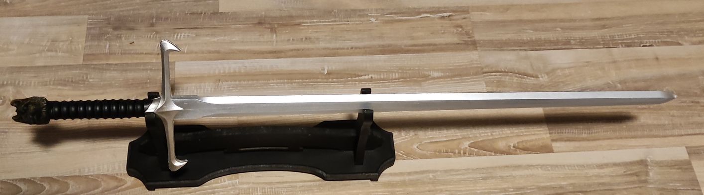 pht_GERALT-SILVER_replica_sword-10.jpg